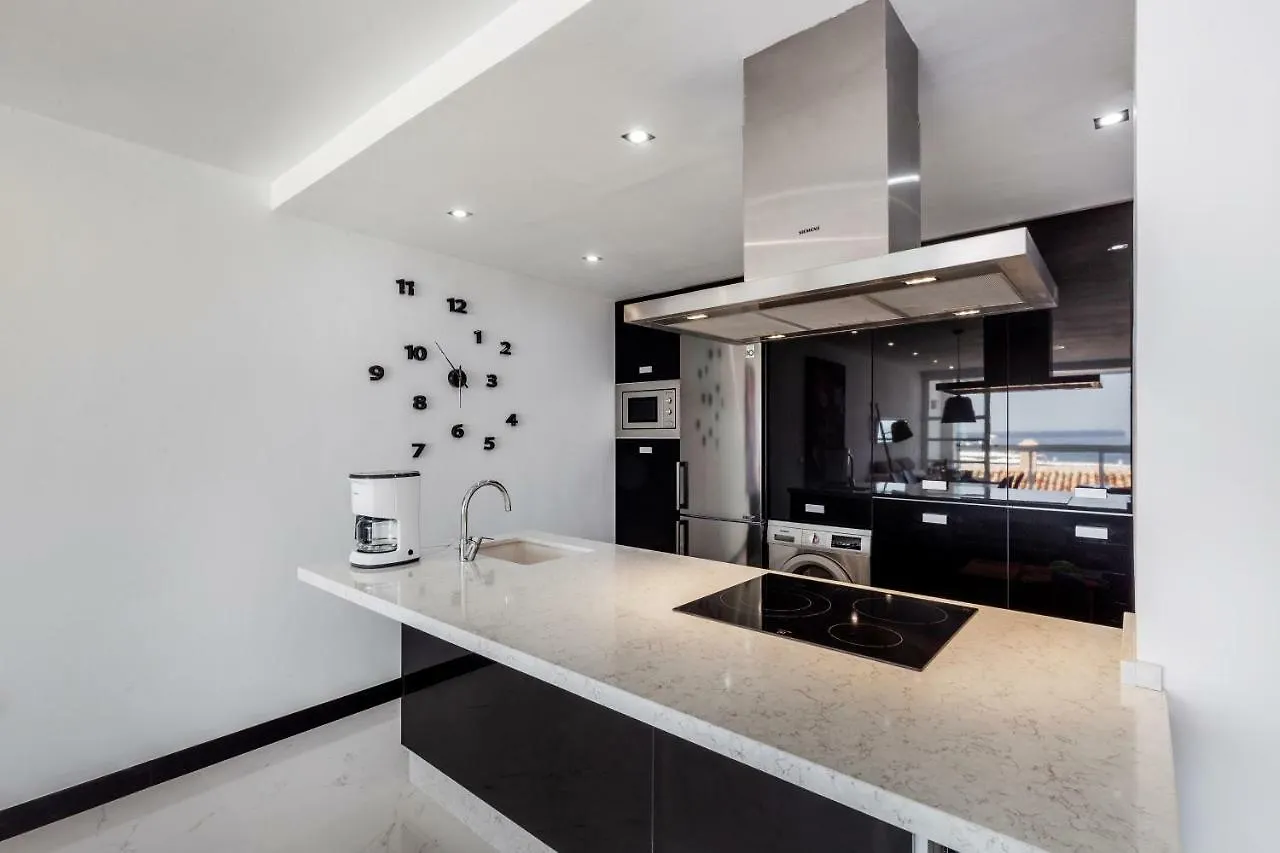 Luxury Holiday Apartment In Puerto Banus Marina With Sea Views Marbella