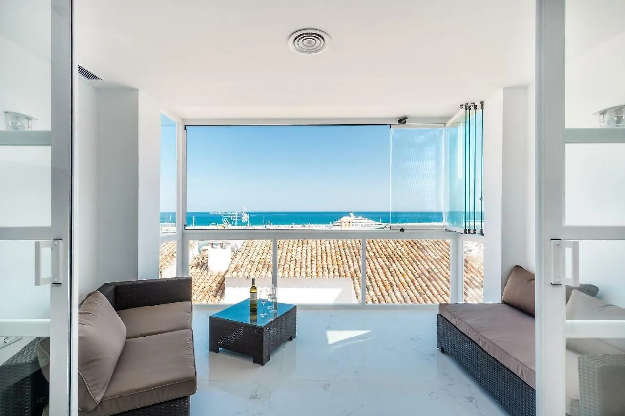 Luxury Holiday Apartment In Puerto Banus Marina With Sea Views Marbella