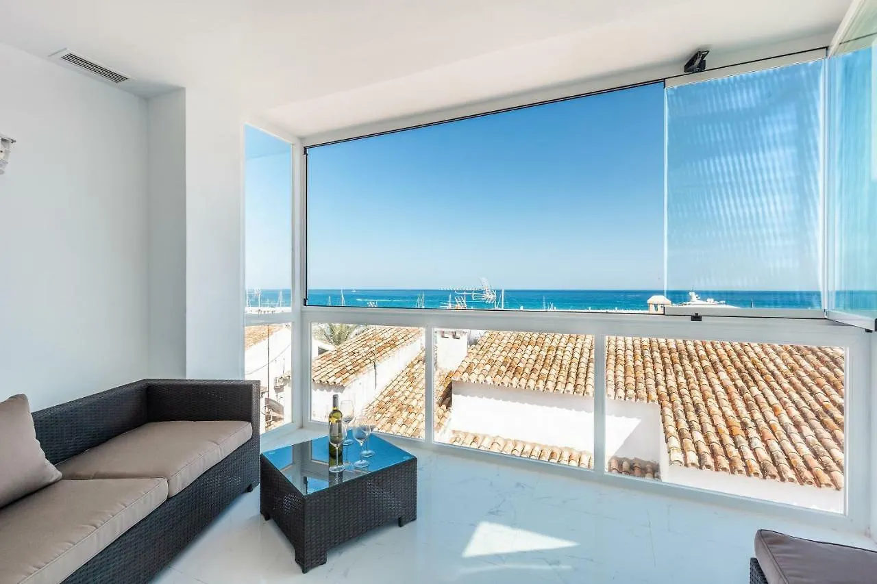 Luxury Holiday Apartment In Puerto Banus Marina With Sea Views Marbella