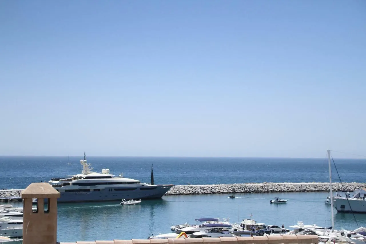 Luxury Holiday Apartment In Puerto Banus Marina With Sea Views Marbella