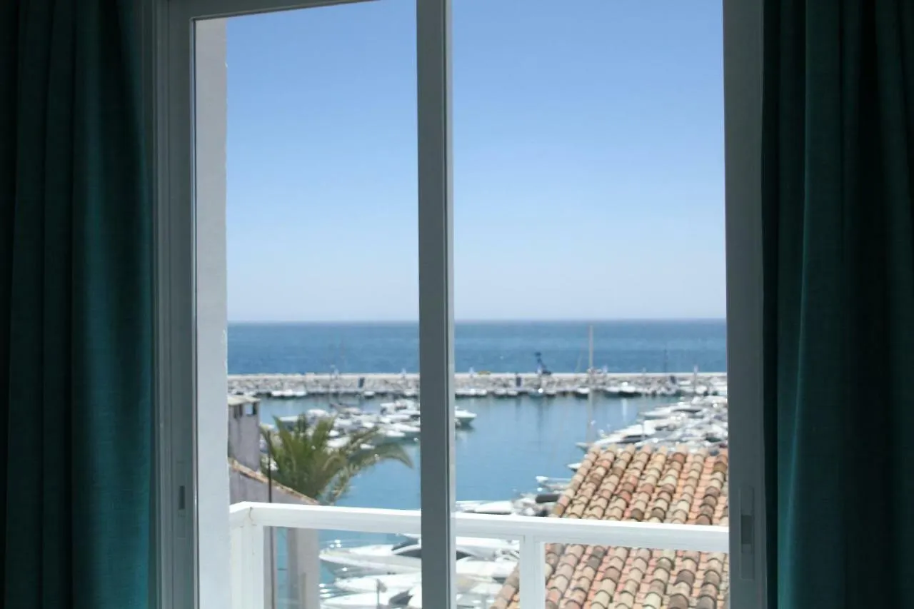 Luxury Holiday Apartment In Puerto Banus Marina With Sea Views Marbella