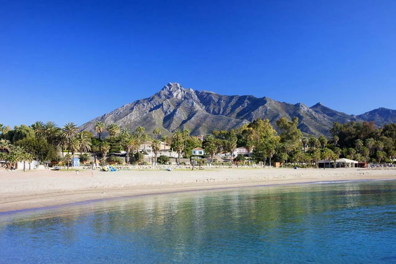Luxury Holiday Apartment In Puerto Banus Marina With Sea Views Marbella